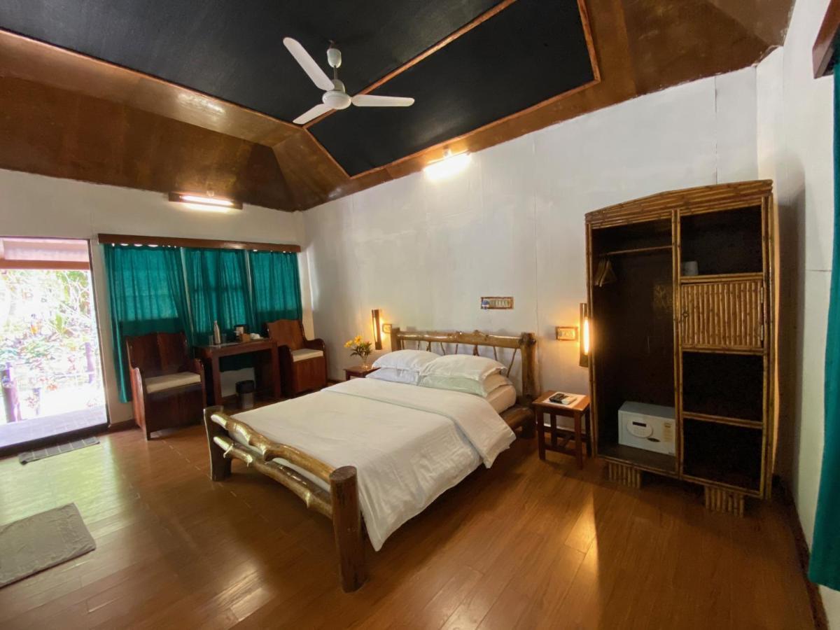 Wild Orchid Hotel Kala Pathar Beach Kültér fotó
