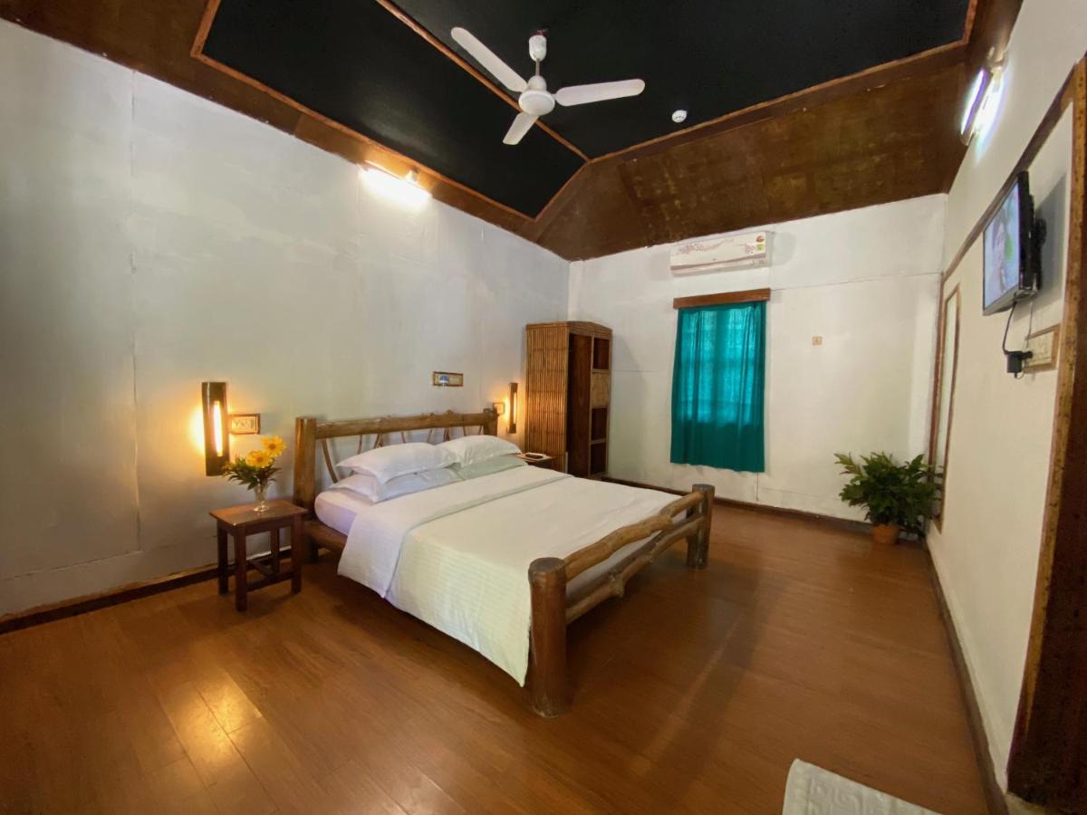 Wild Orchid Hotel Kala Pathar Beach Kültér fotó