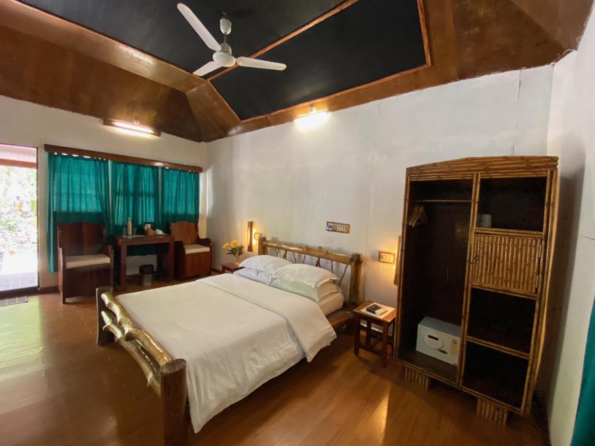 Wild Orchid Hotel Kala Pathar Beach Kültér fotó