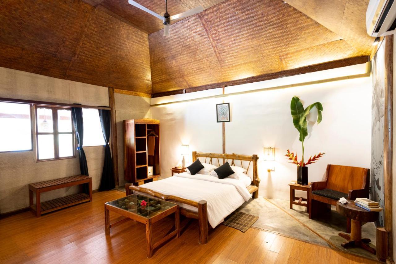 Wild Orchid Hotel Kala Pathar Beach Kültér fotó